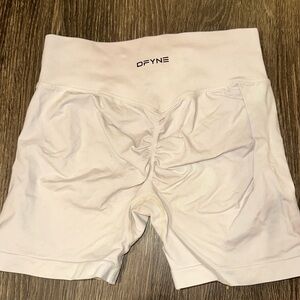 DFYNE dynamic shorts